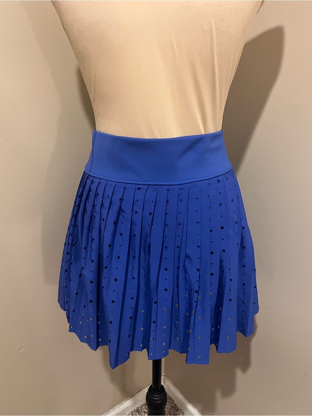 T/S Thrive Blue Pleated Lazer-Cut Star Tennis Skirt built-in Shorts, Large